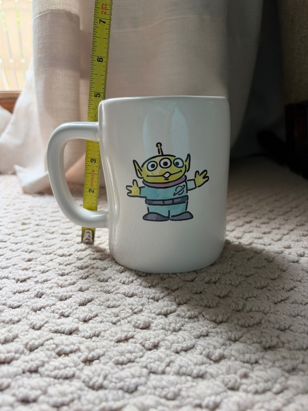 Disney Pixar Toy Story Alien The CLAAAAW Mug Cup